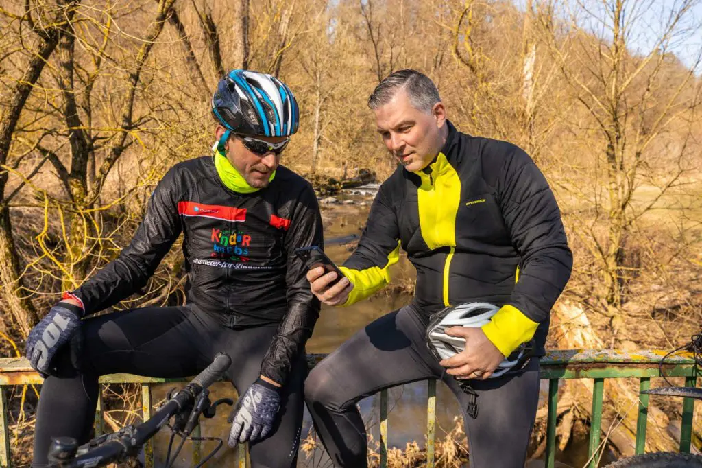 In der EderseeApp könnt ihr neben Streckeninformationen auch tolle Aussichtspunkte, Sehenswürdigkeiten und Möglichkeiten zur Einkehr finden und planen.