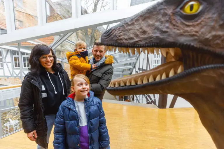 Familie im Korbacher Bonhage Museum