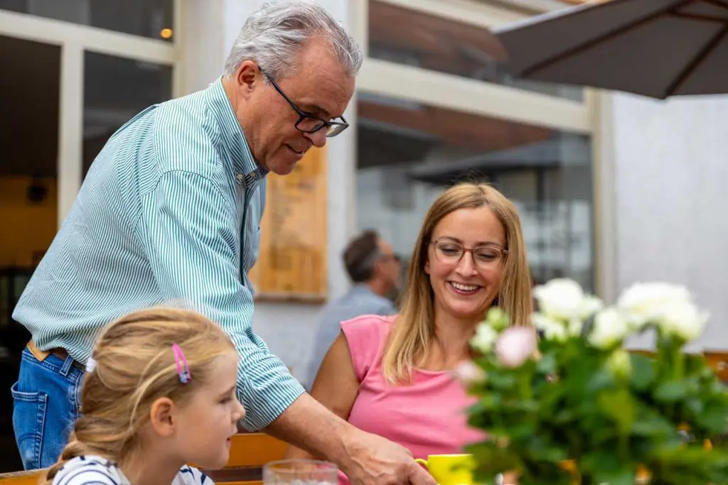 Waldeck – SAGENhaft schön, das reizvolle Städtchen am Edersee 3 Waldeck – SAGENhaft schön, das reizvolle Städtchen am Edersee