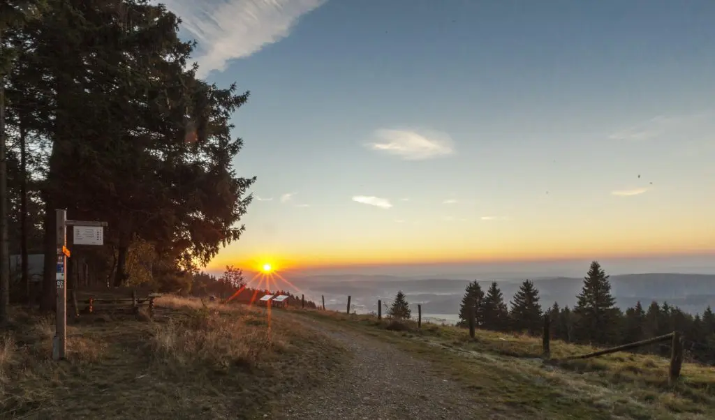 Suchergebnisse (Unternehmen) 7 Medebach Touristik