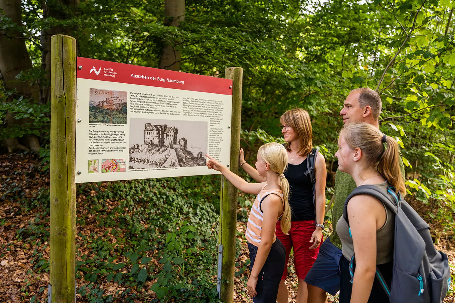 Eine faszinierende Stadttour durch Naumburg, wo historische Architektur, charmante Gassen und kulturelle Highlights die Besucher in eine reiche Vergangenheit eintauchen lassen. Foto: David Heise