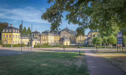 Bad-Arolsen_41_Residenzschloss_72dpi_gross-1 Suchergebnisse (Unternehmen)